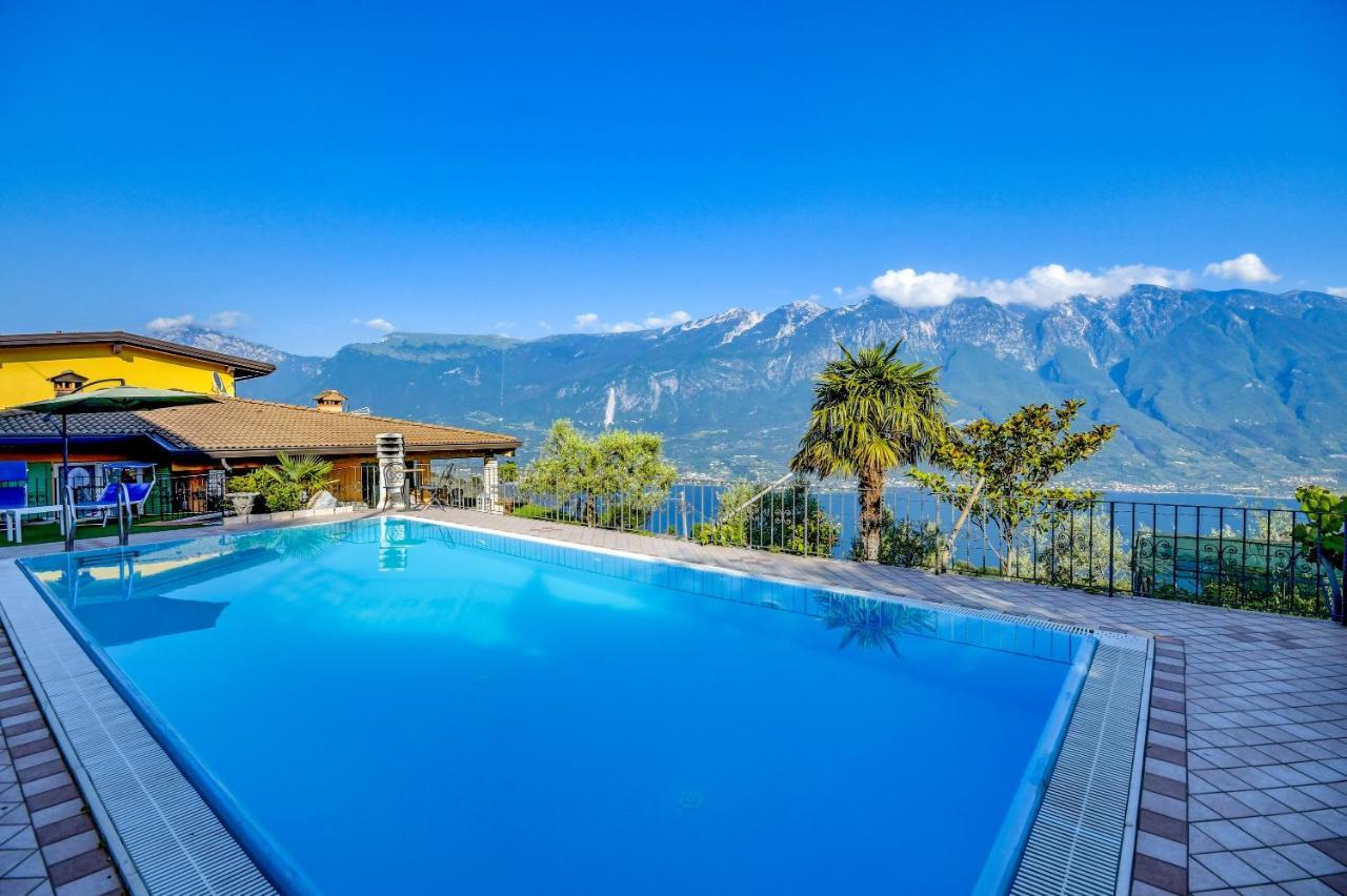 Casa Elka Residence Lake View And Pool By Garda Domus Mea Pieve  Bagian luar foto