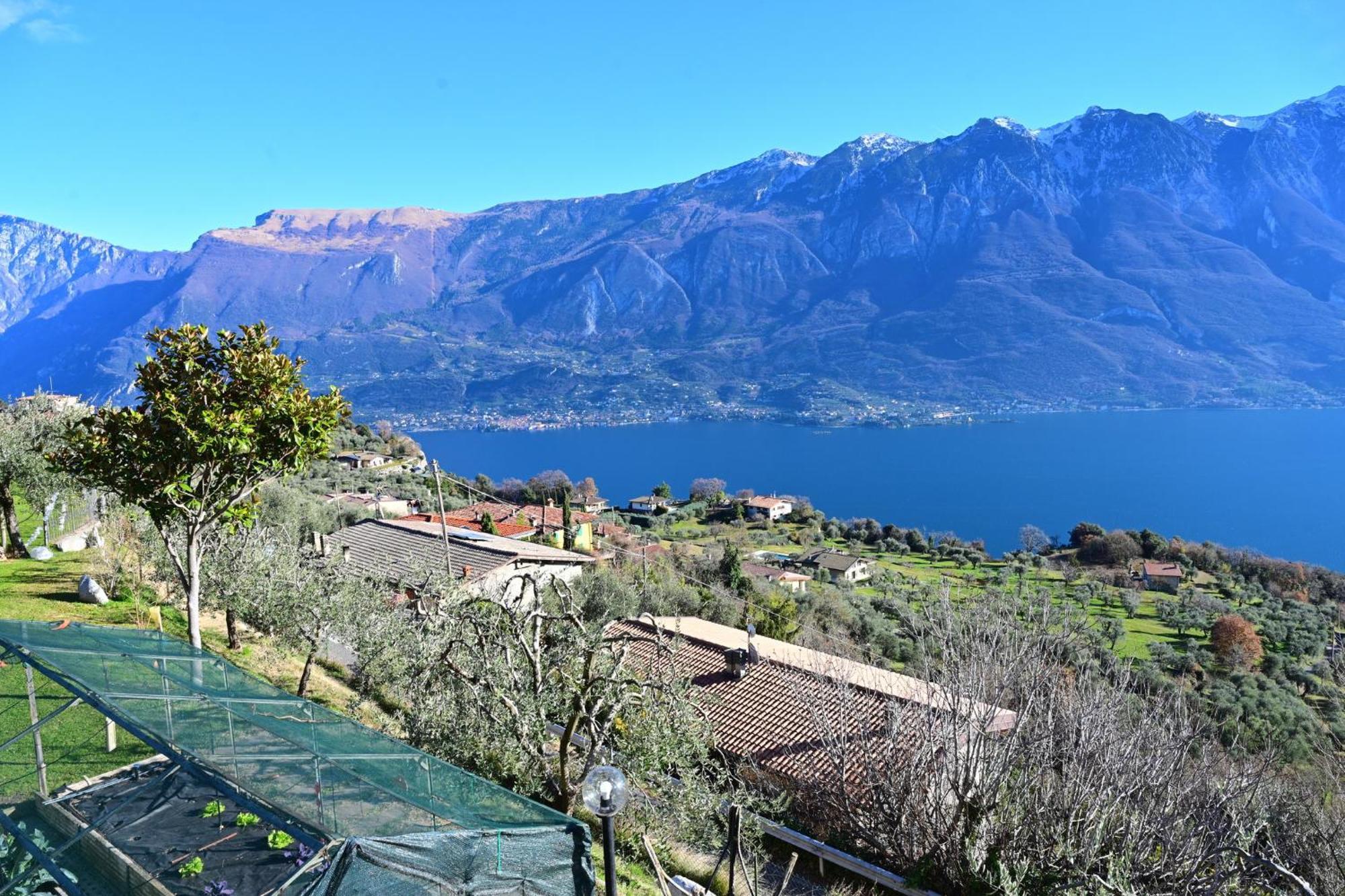Casa Elka Residence Lake View And Pool By Garda Domus Mea Pieve  Bagian luar foto